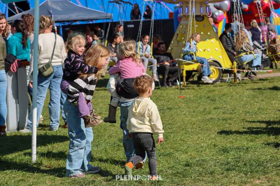 Sfeer Pleinpop Zondag (168)